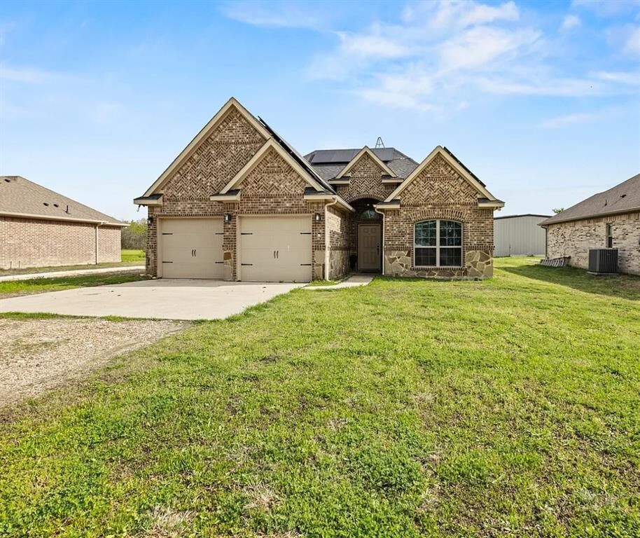 Property Photo: 1279 County Road 319 TX 75161