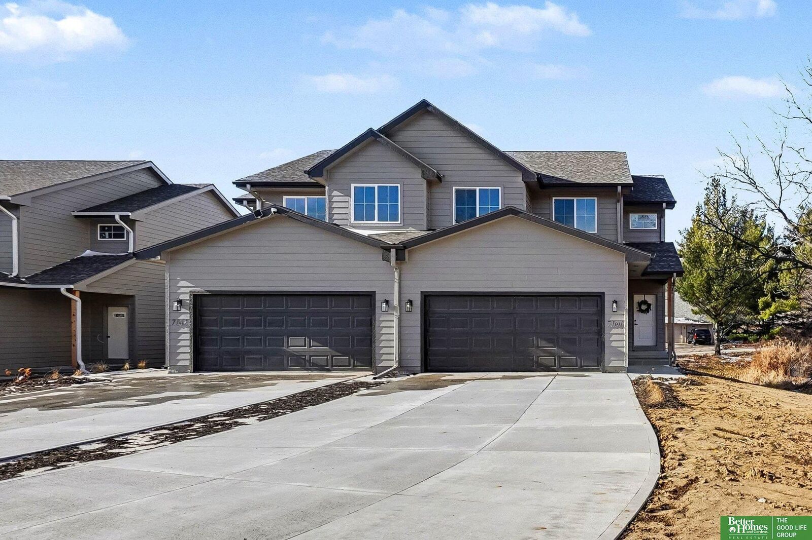 Property Photo: 7162 N 79th Court NE 68122