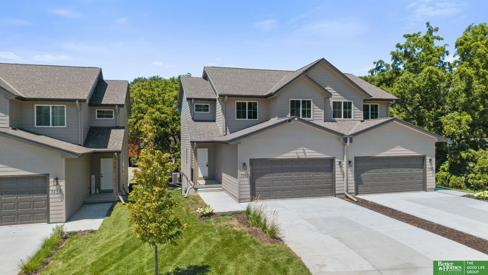 Property Photo: 7162 N 79th Court NE 68122