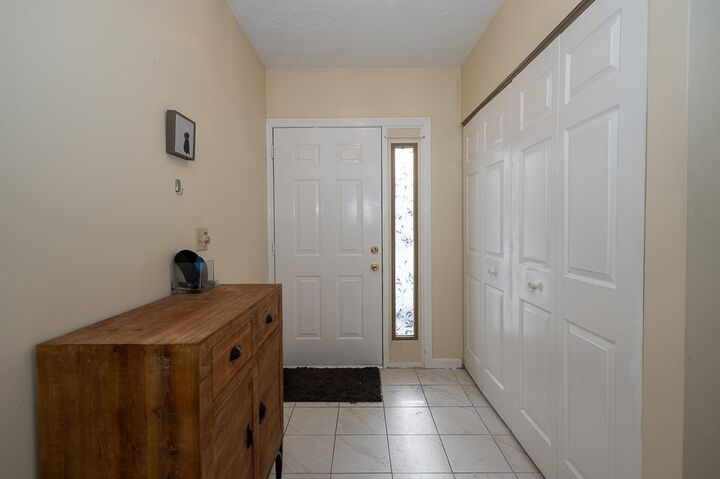 Property Photo:  182 Weatherstone Drive 182  MA 01604 