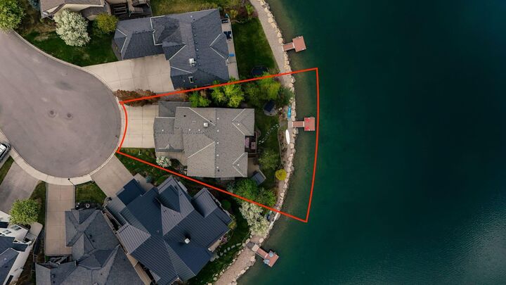 Property Photo:  82 Auburn Sound Landing SE  AB T3M 0C9 