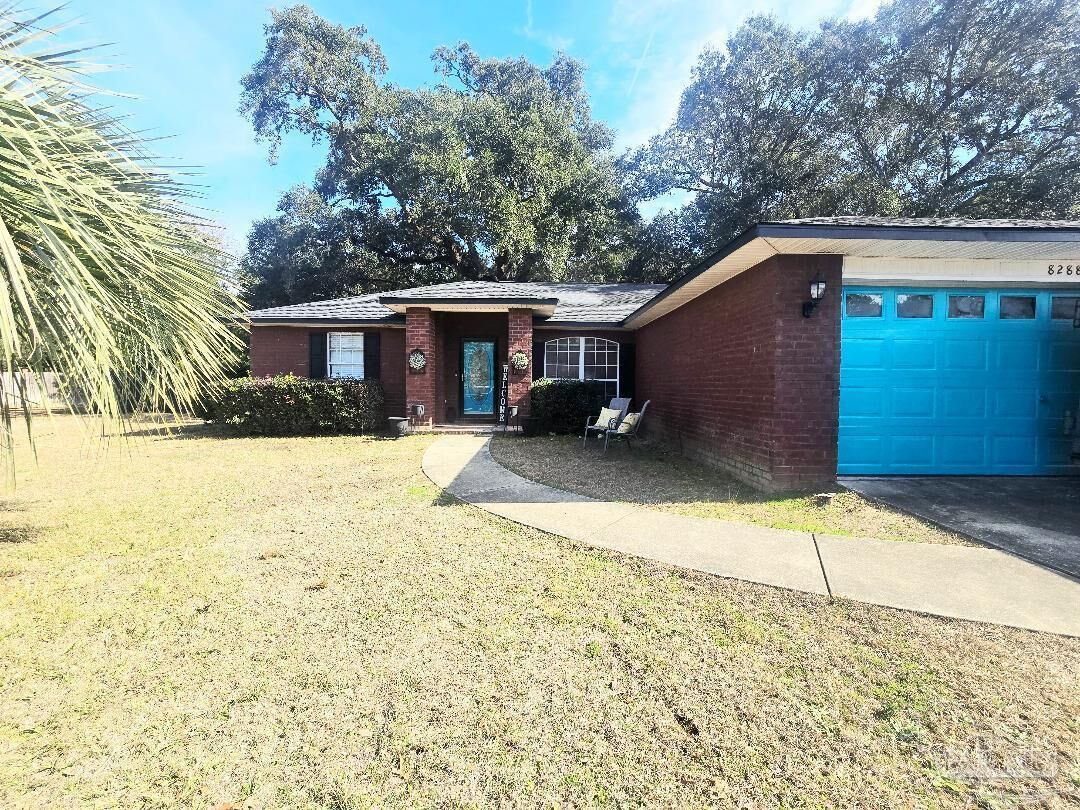 Property Photo: 8288 Groveland Ave FL 32534