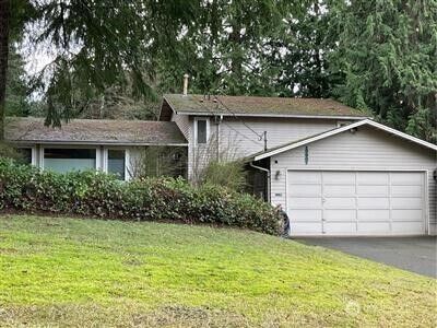 Property Photo:  12907 NE 78th Place  WA 98033 