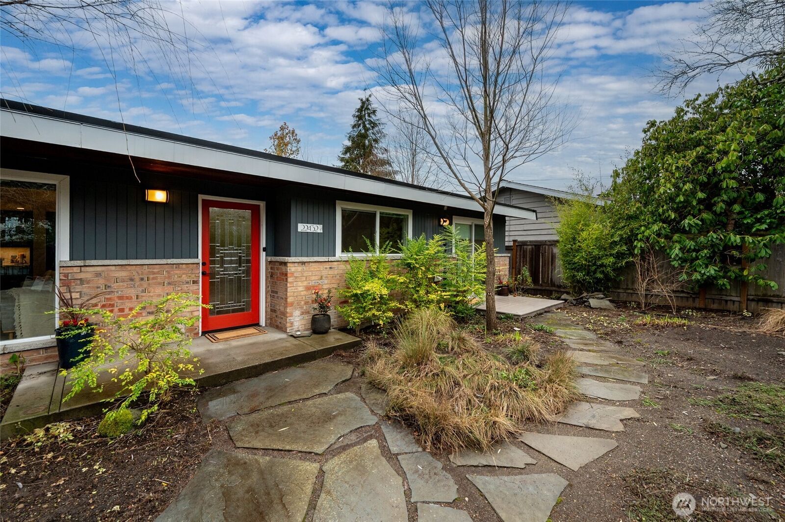Property Photo: 22432 98th Avenue W WA 98020