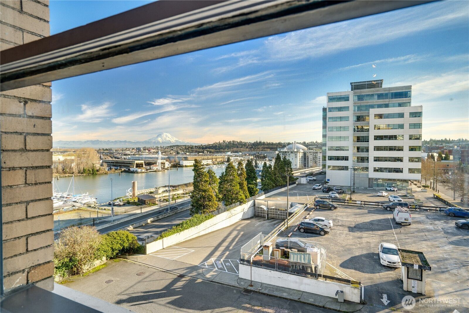 Property Photo: 1120 Cliff Avenue 304 WA 98402