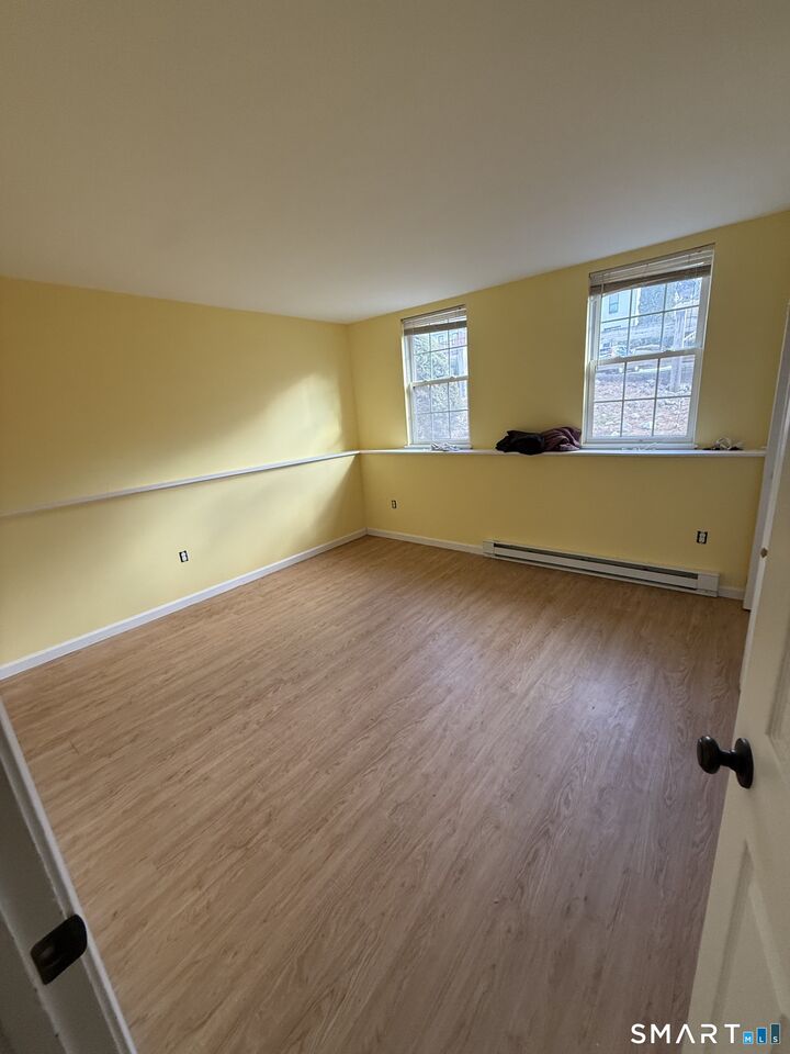 Property Photo:  79 Aspetuck Village  CT 06776 