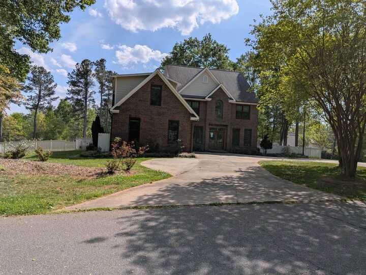 Property Photo:  484 Chisholm Trail  NC 28139 