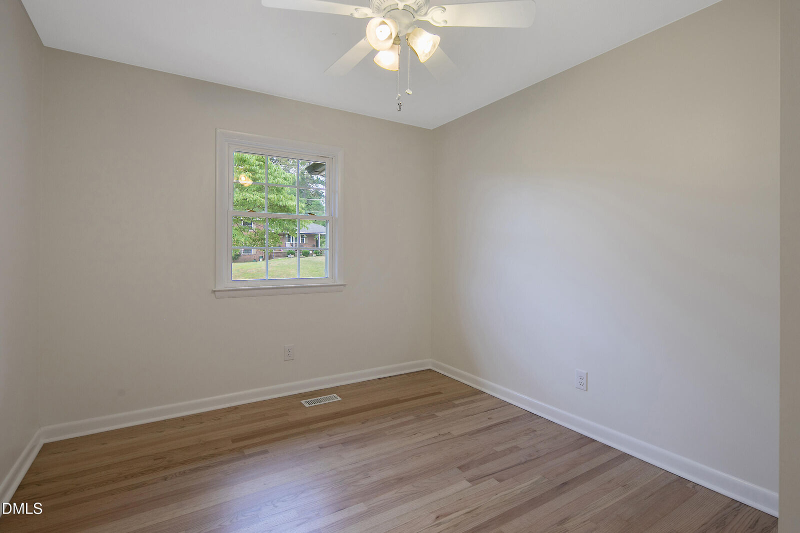 Property Photo:  1823 Cascade Street  NC 28301 