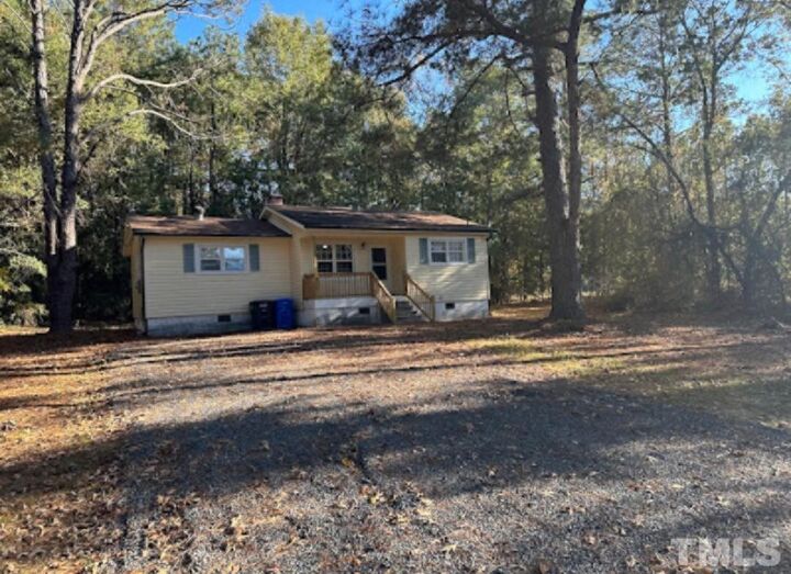 Property Photo:  558 Horseshoe Road  NC 28303 