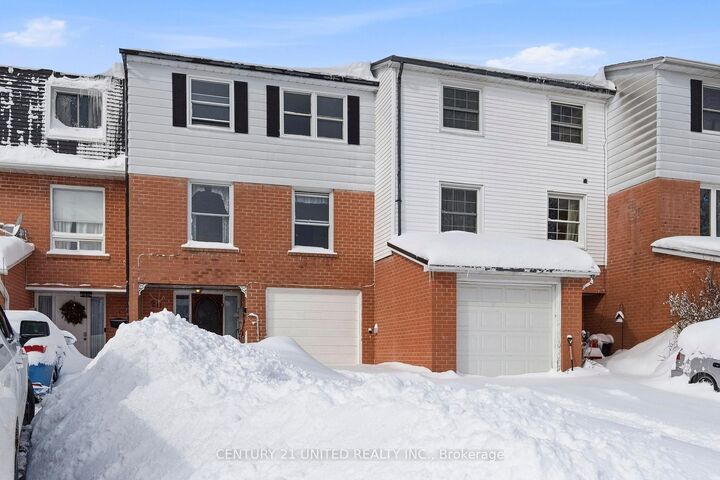 Property Photo:  20 Kelly Crescent  ON L1A 3Z5 