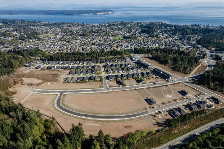 Property Photo: 771 Beaver Creek Blvd BC V9W 0G4