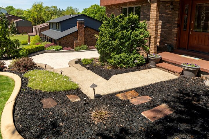 Property Photo: 462 Adele Drive PA 15642