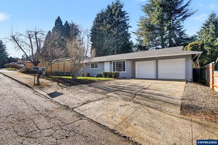 Property Photo:  4935 7th Av SE  OR 97306 