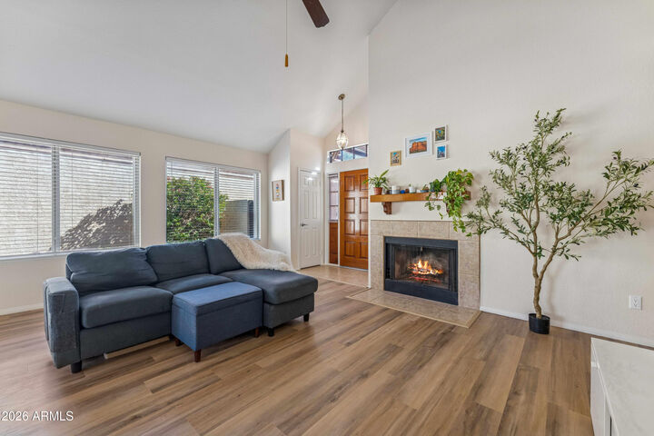 Property Photo:  1914 E Citation Lane  AZ 85284 