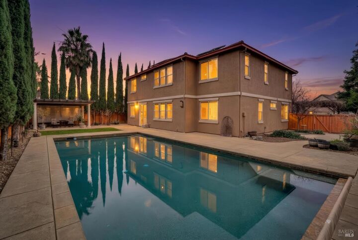 Property Photo: 1007 Canterbury Court CA 95687