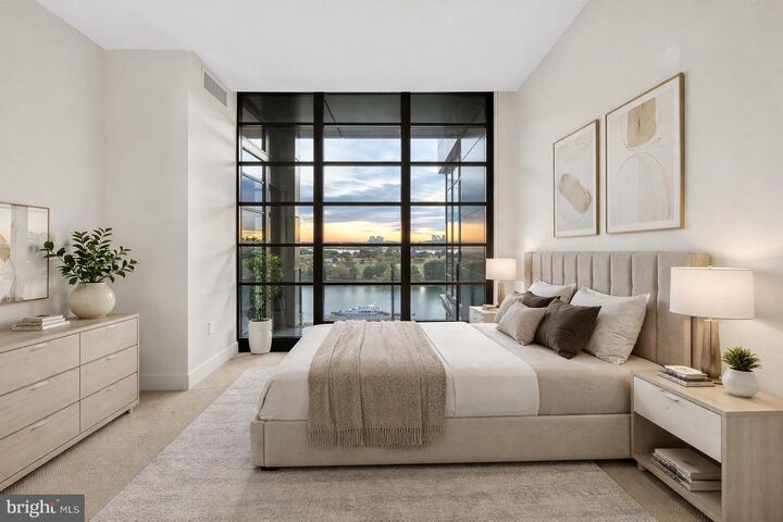 Property Photo: 45 Sutton Square SW Ph02 DC 20024