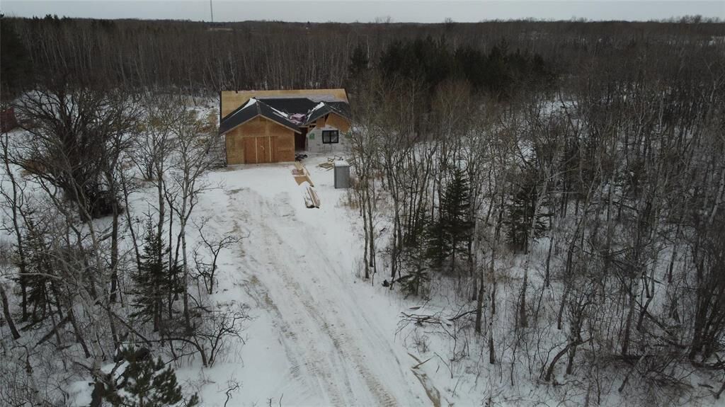 Property Photo: 3 12 Road North MB R0A 1P0