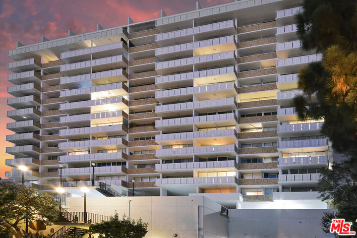 Property Photo: 8787 Shoreham Dr CA 90069