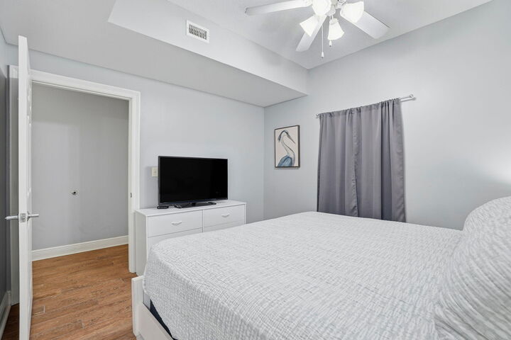 Property Photo:  122 Seascape Drive Unit 305  FL 32550 