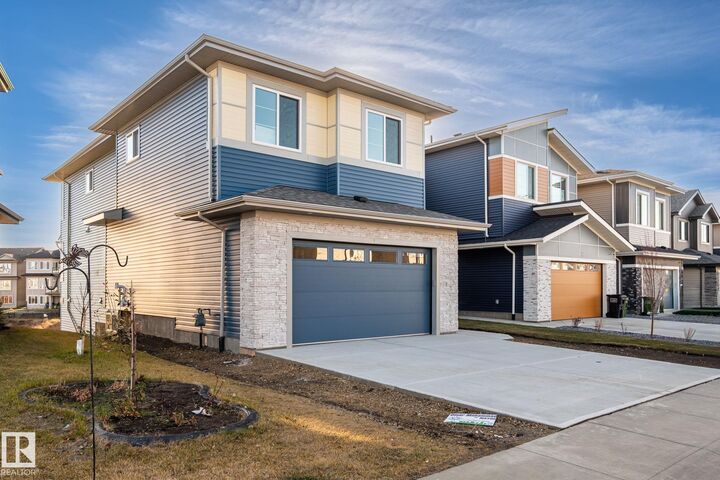 Property Photo:  18215 94 Street NW  AB T5Z 0V1 