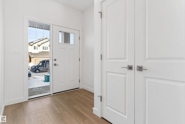 Property Photo:  18863 29 Avenue NW  AB T6M 3C5 