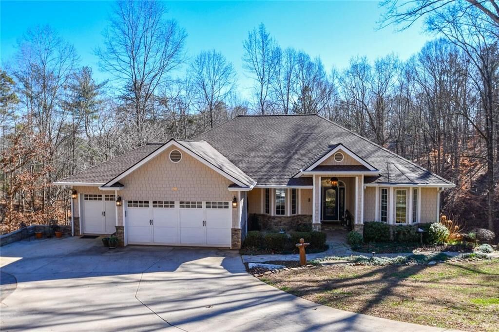 Property Photo:  94 Dawson Drive  GA 30534 