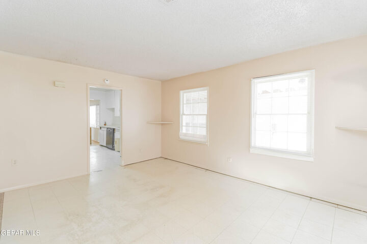 Property Photo: 3821 McConnell Avenue TX 79904