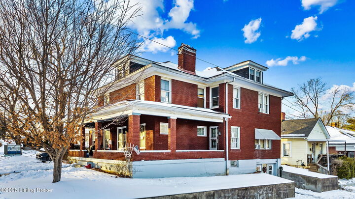 Property Photo:  901 Main St  KY 40065 