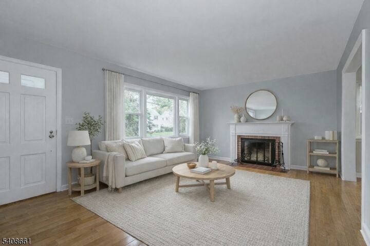 Property Photo:  20 Bennington Rd  NJ 07039 