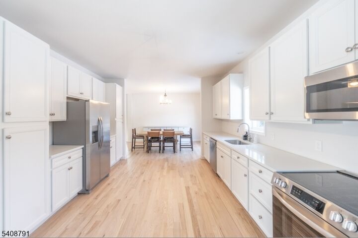 Property Photo: 4 Sterling Dr NJ 07461