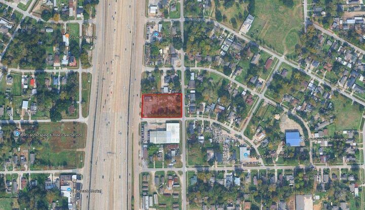 Property Photo:  10022 Eastex Freeway  TX 77093 