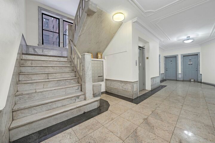 Property Photo:  277 Harrison Ave B5  NJ 07304 