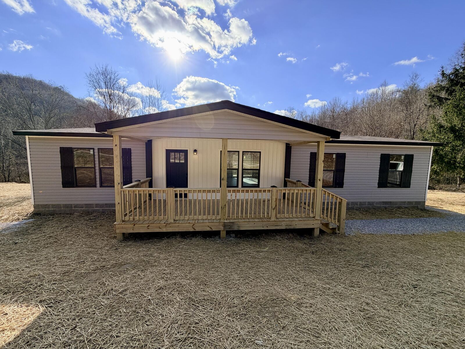 Property Photo:  1776 Little Wolf Creek Road  KY 40769 