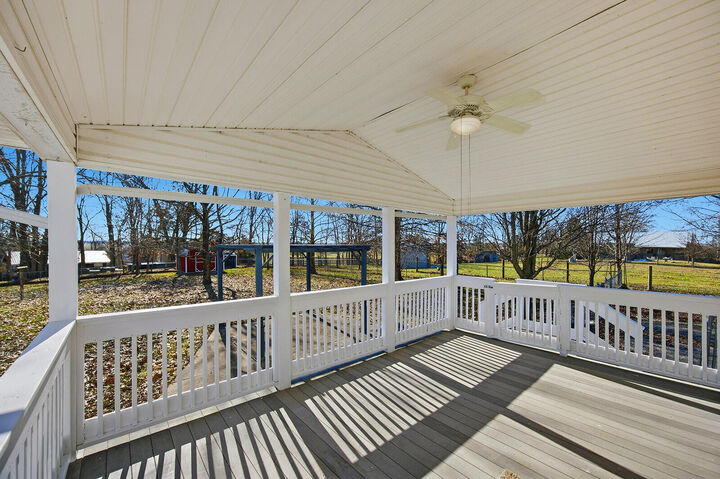 Property Photo:  696 Wheat School Road  KY 40372 