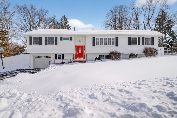 Property Photo:  4 Adams Drive  NY 10980 