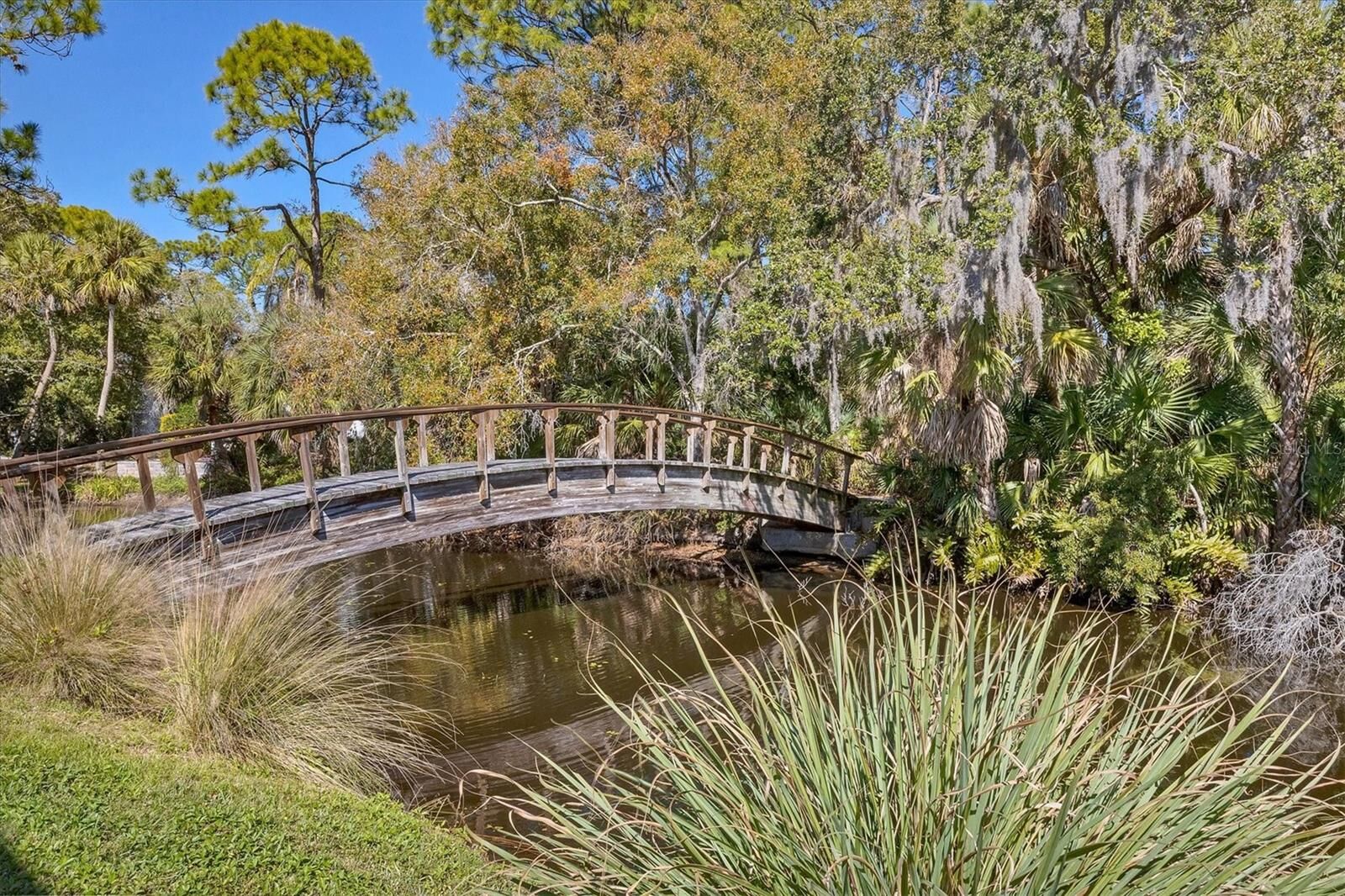 Property Photo:  3363 Cross Creek Drive 3363  FL 34231 