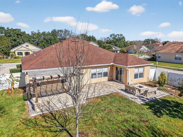 Property Photo:  224 Black Springs Lane  FL 34787 