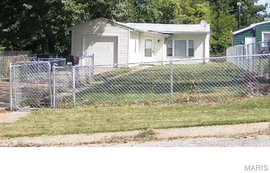 Property Photo:  7307 Albright Avenue  MO 63136 
