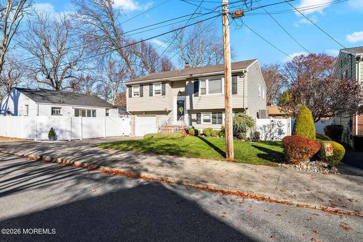 Property Photo:  325 Orchard Street  NJ 07065 
