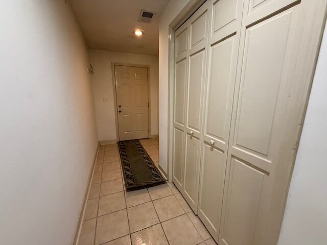 Property Photo:  827 N Wood Street G  IL 60622 