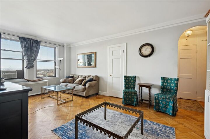 Property Photo:  2000 N Lincoln Park West 1311  IL 60614 