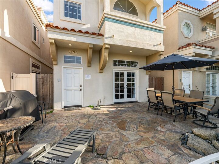 Property Photo:  210 6th  CA 92648 