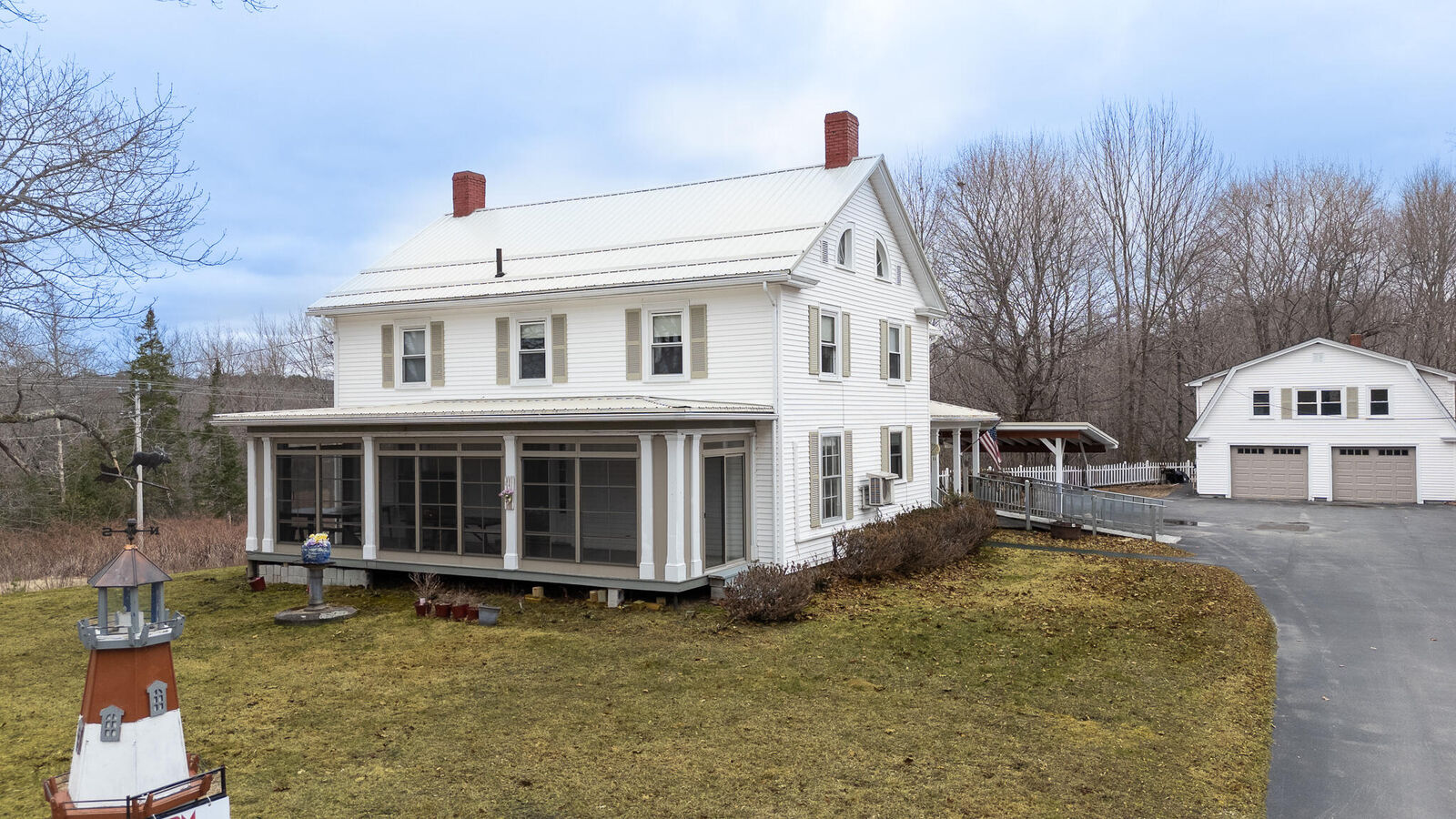 Property Photo:  11 Alton Street  ME 04463 