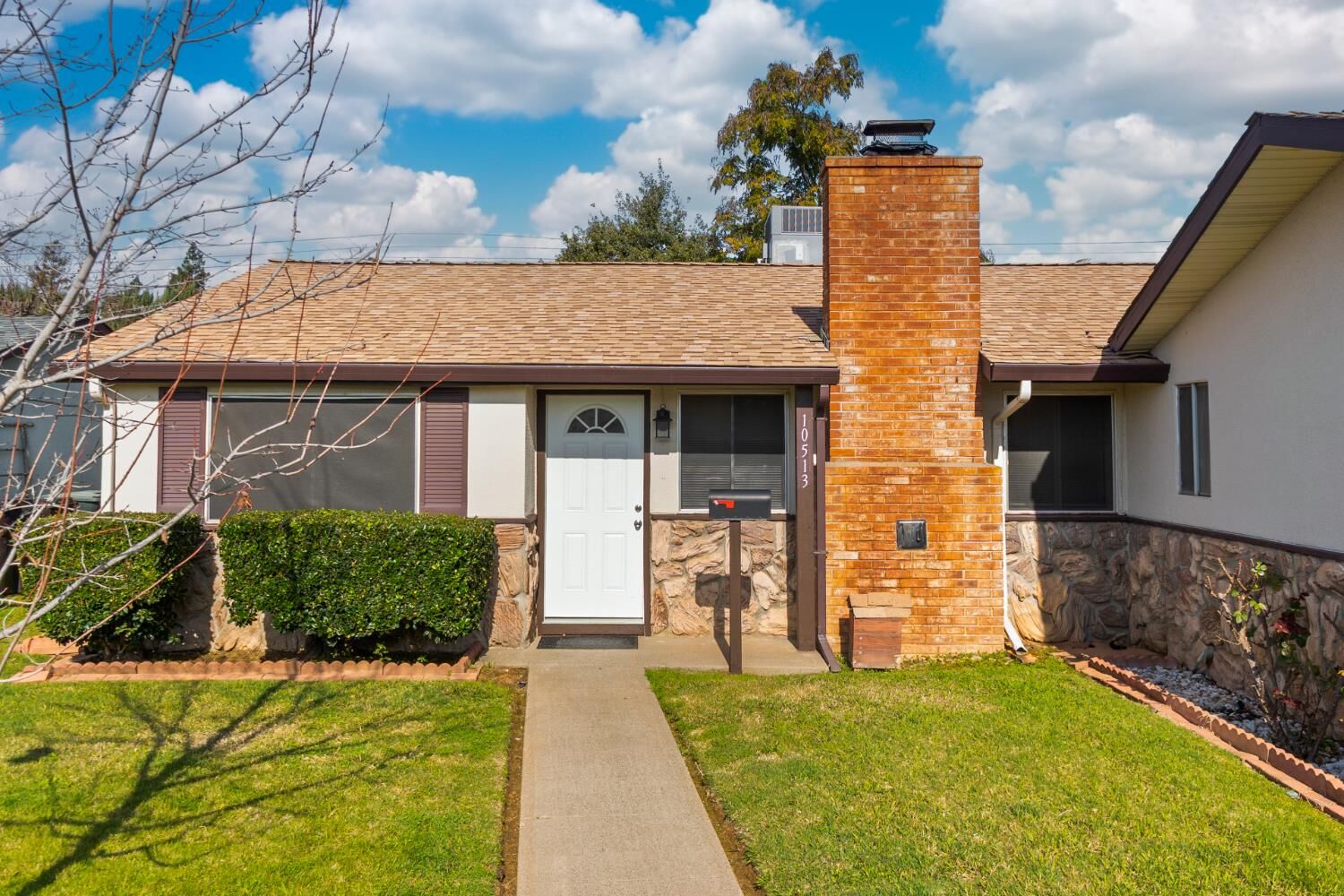 Property Photo:  10513 Spaulding Way  CA 95670 