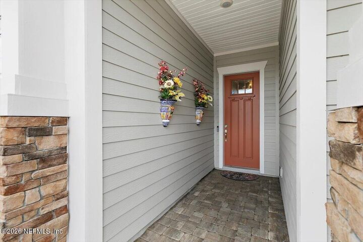 Property Photo:  10653 Aventura Drive  FL 32256 