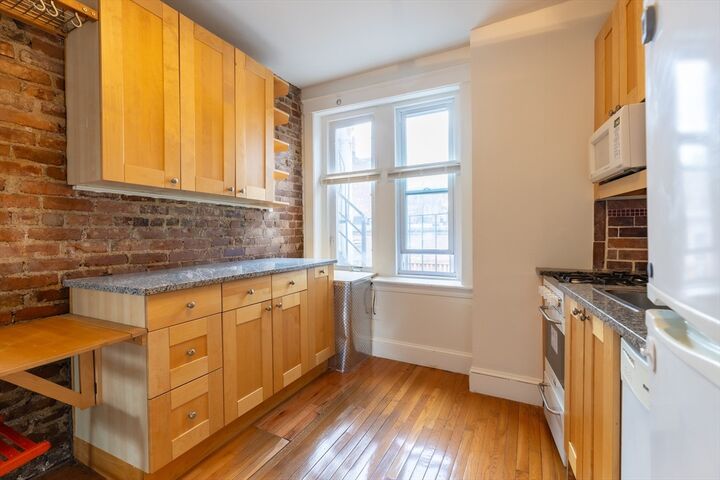 Property Photo:  31 Irving 9  MA 02114 