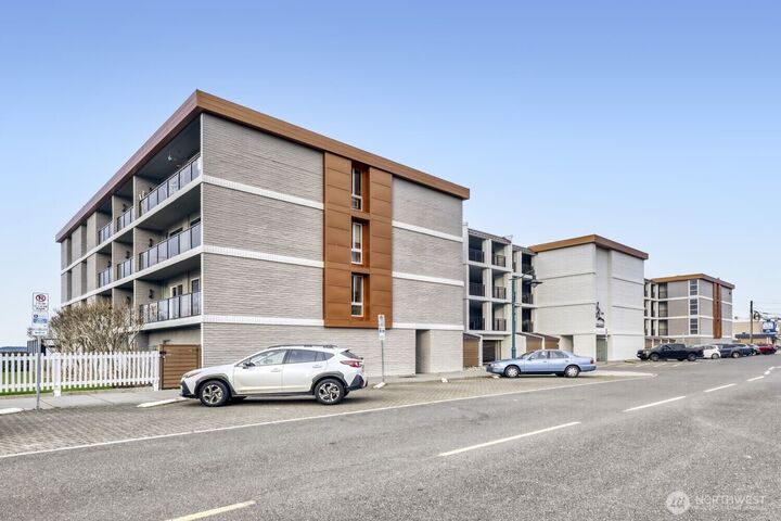 Property Photo:  610  Front Street 201  WA 98275 