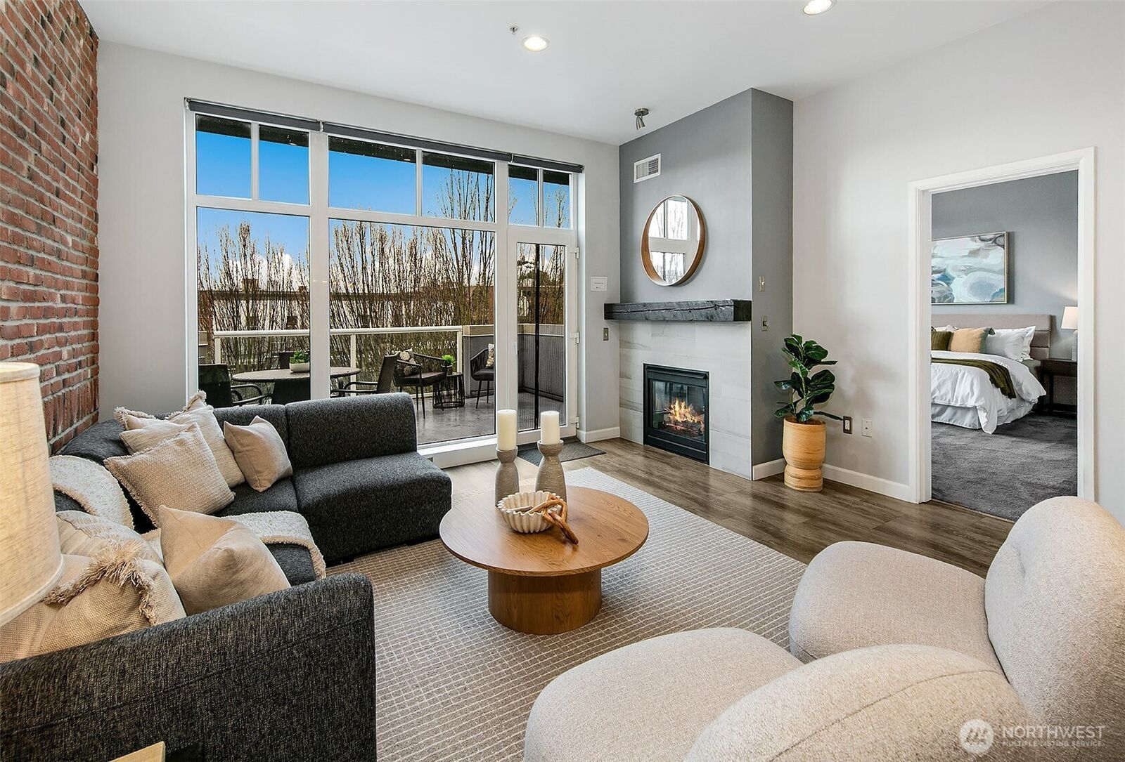 Property Photo: 17 W Mercer Street 302 WA 98119