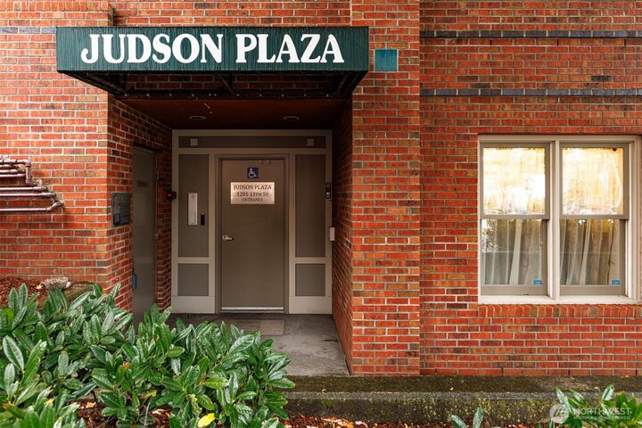 Property Photo: 1201 11th Street 303 WA 98225