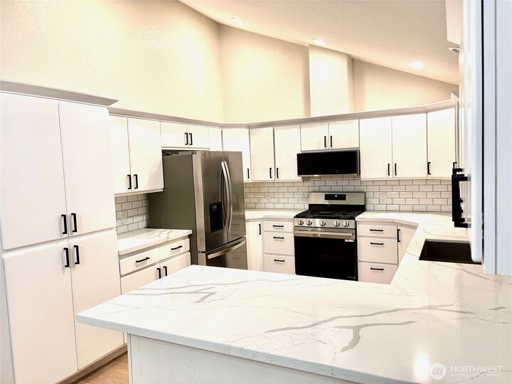 Property Photo:  4812  Monte Vista Place  WA 98273 